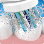 Oral B CrossAction White 2